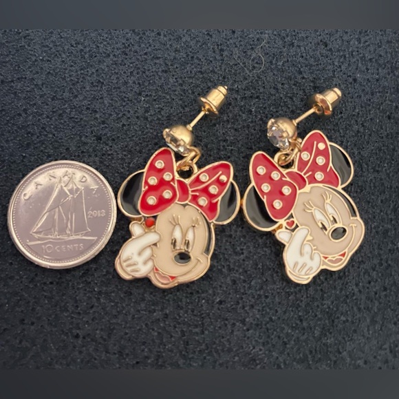 Disney Red Minnie Earrings and ID Holder Set NIB - Picture 7 of 7
